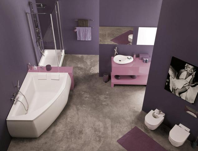 Asymetria narożnej wanny czyli łazienka w stylu pop-art 