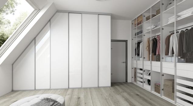 Aranżacja garderoby – 3 sposoby na wymarzoną garderobę